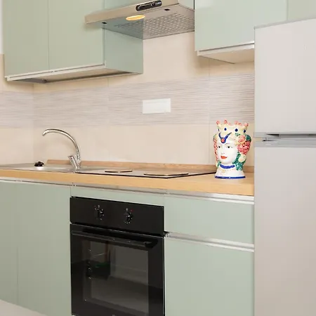 Aeolian Port House * Milazzo